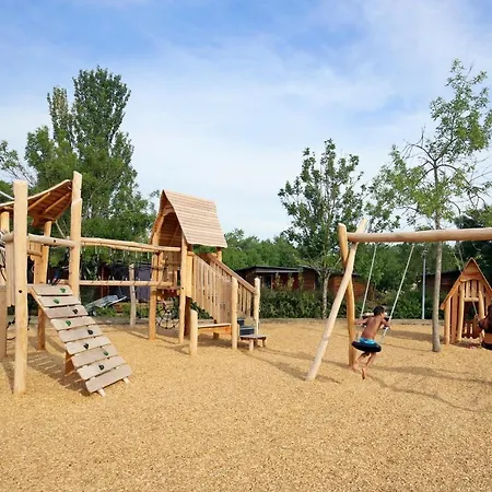 Citykamp キャンプ場 アンジェ